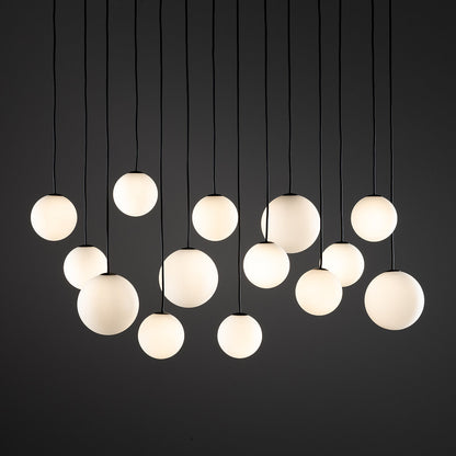 SNOWBALL XIV lineaire hanglamp 14 glazen bollen G9