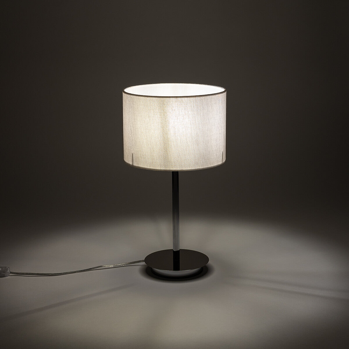 HOTEL MOOD tafellamp stoffen kap sfeerbeeld interieur