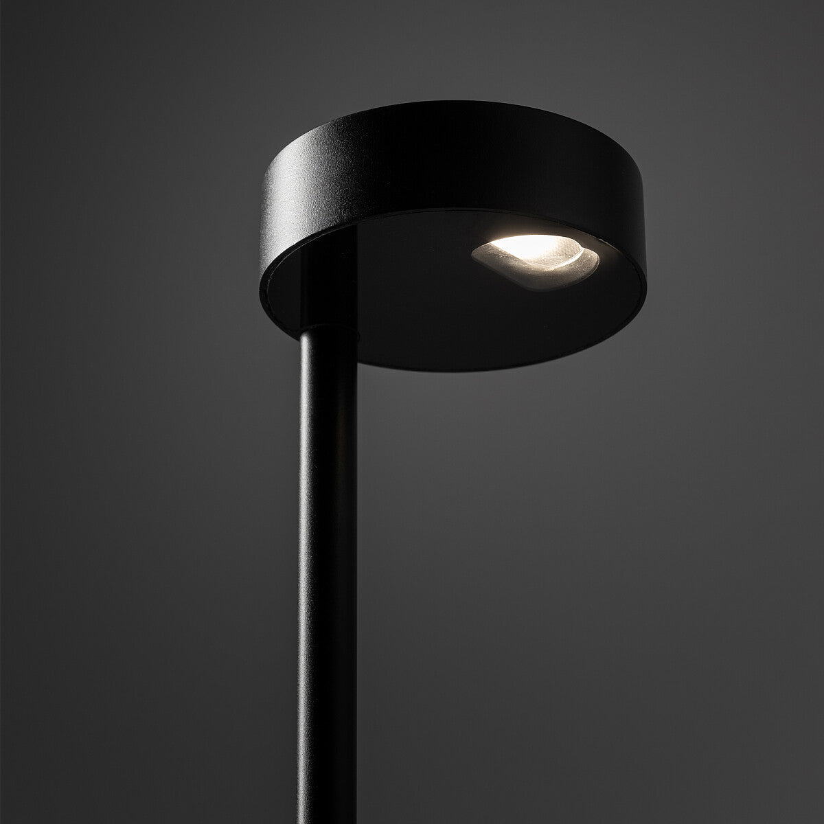 BeamRise 100 LED vloerlamp buiten & binnen 100 cm