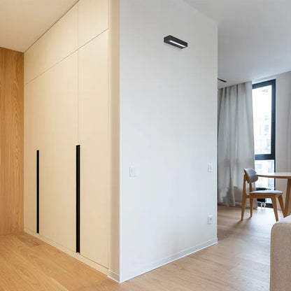 Lynox Beam 25 | up/down wall light | sleek design