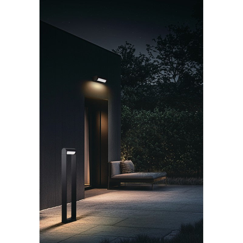 Azzardo FRAME WALL buitenwandlamp zwart aan de gevel