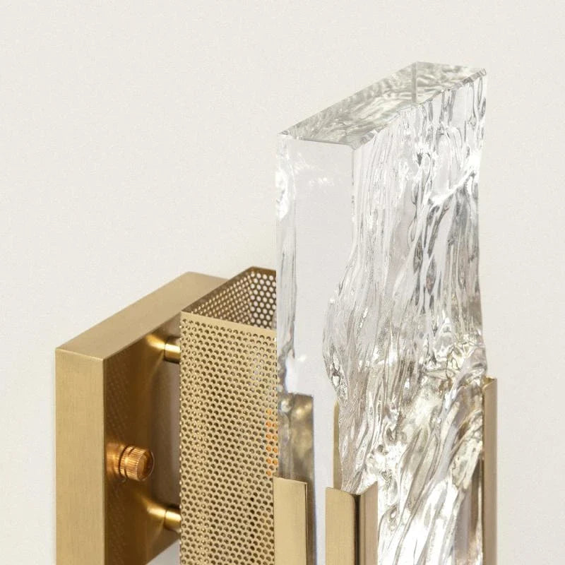Glamaro sculpturale wandlamp metaal en getextureerd glas goud E14