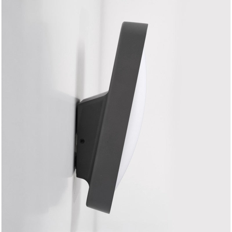 Azzardo MORTEN WALL buitenwandlamp donkergrijs aan de gevel