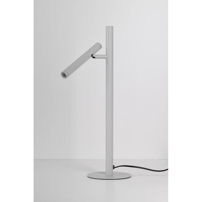 TROST TABLE wit detail